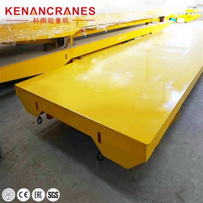 Samobieżny wózek transportowy napędzany silnikiem wysokoprężnym